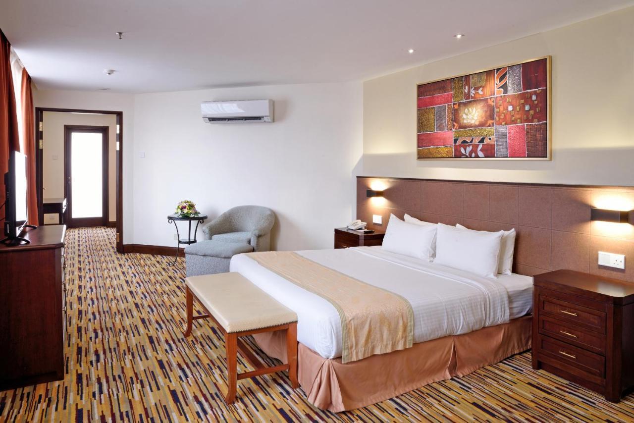 Hotel Royal Penang George Town Zewnętrze zdjęcie